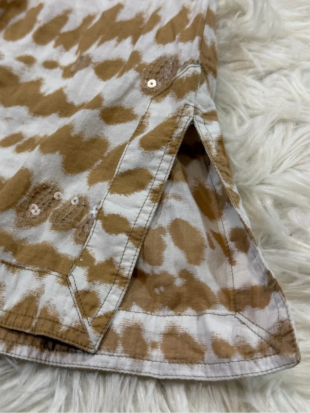Tory Burch Stephanie Blouse 3/4 sleeves split v-neckline sequin embellishment